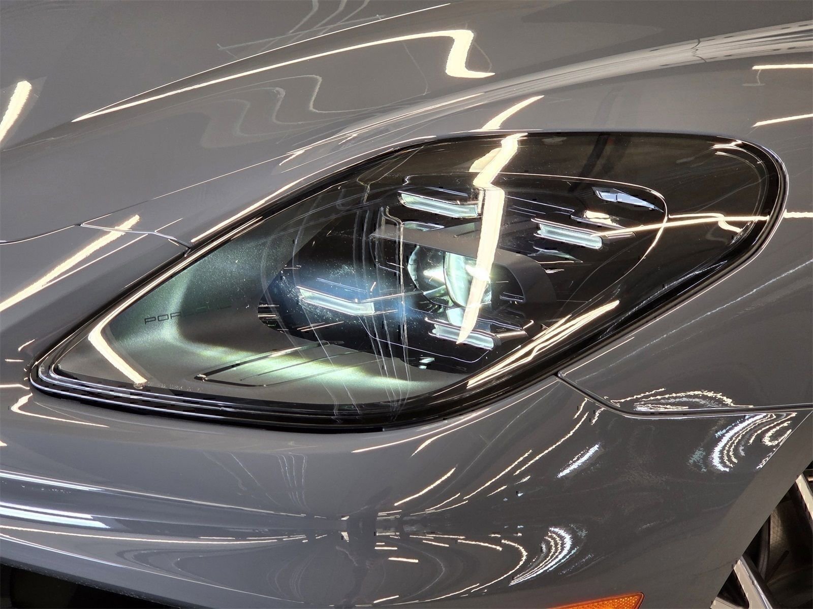 Certified 2025 Porsche Panamera RWD image 26