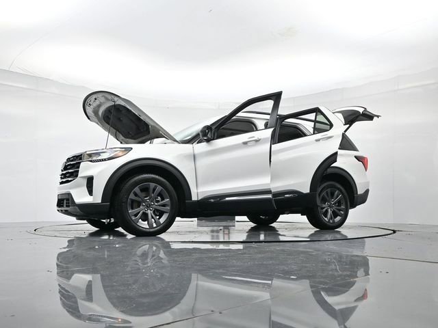 New 2025 Ford Explorer Active w/ Active Comfort Package image 52