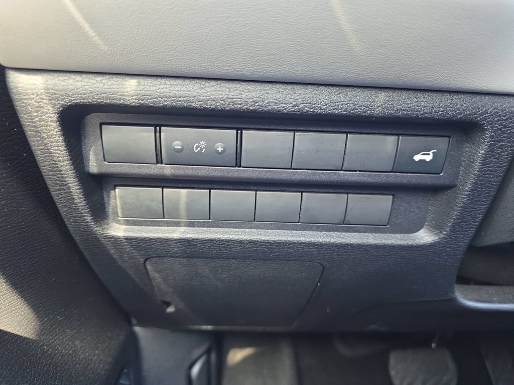Used 2025 Mitsubishi Outlander SE AWD/4WD image 27