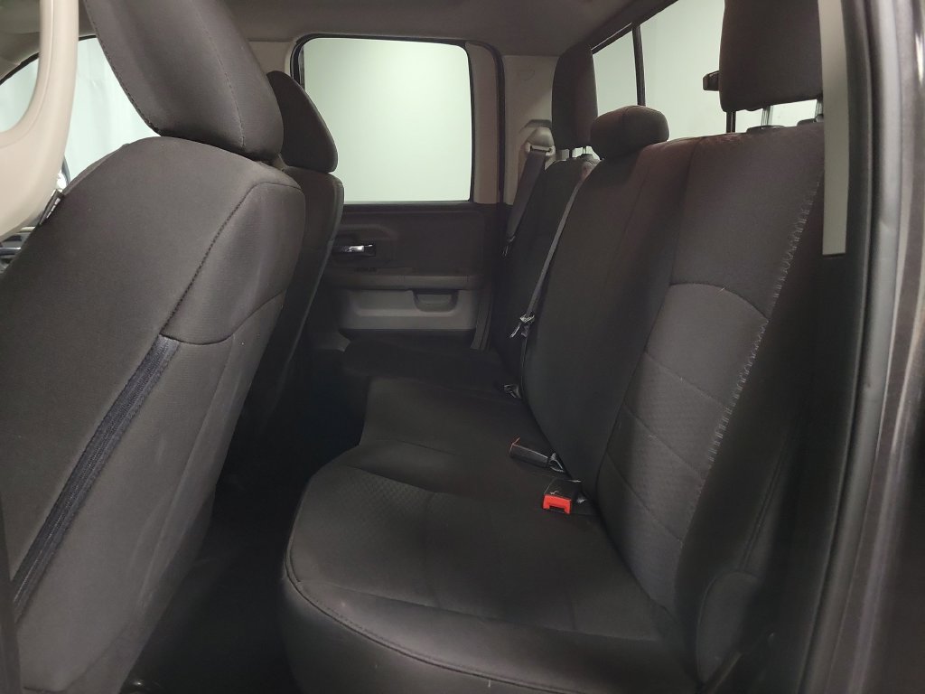 Used 2019 RAM 1500 Warlock AWD/4WD image 31