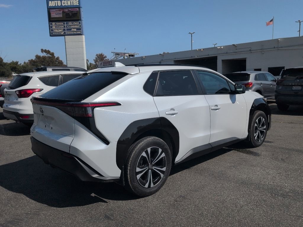Used 2024 Toyota bZ4X FWD image 5