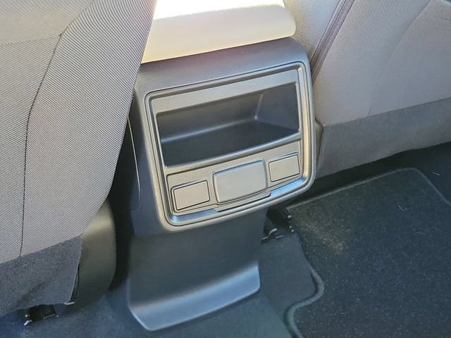 Used 2025 Subaru Forester AWD/4WD image 16