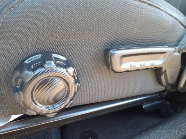 Used 2020 Jeep Wrangler Sport image 27