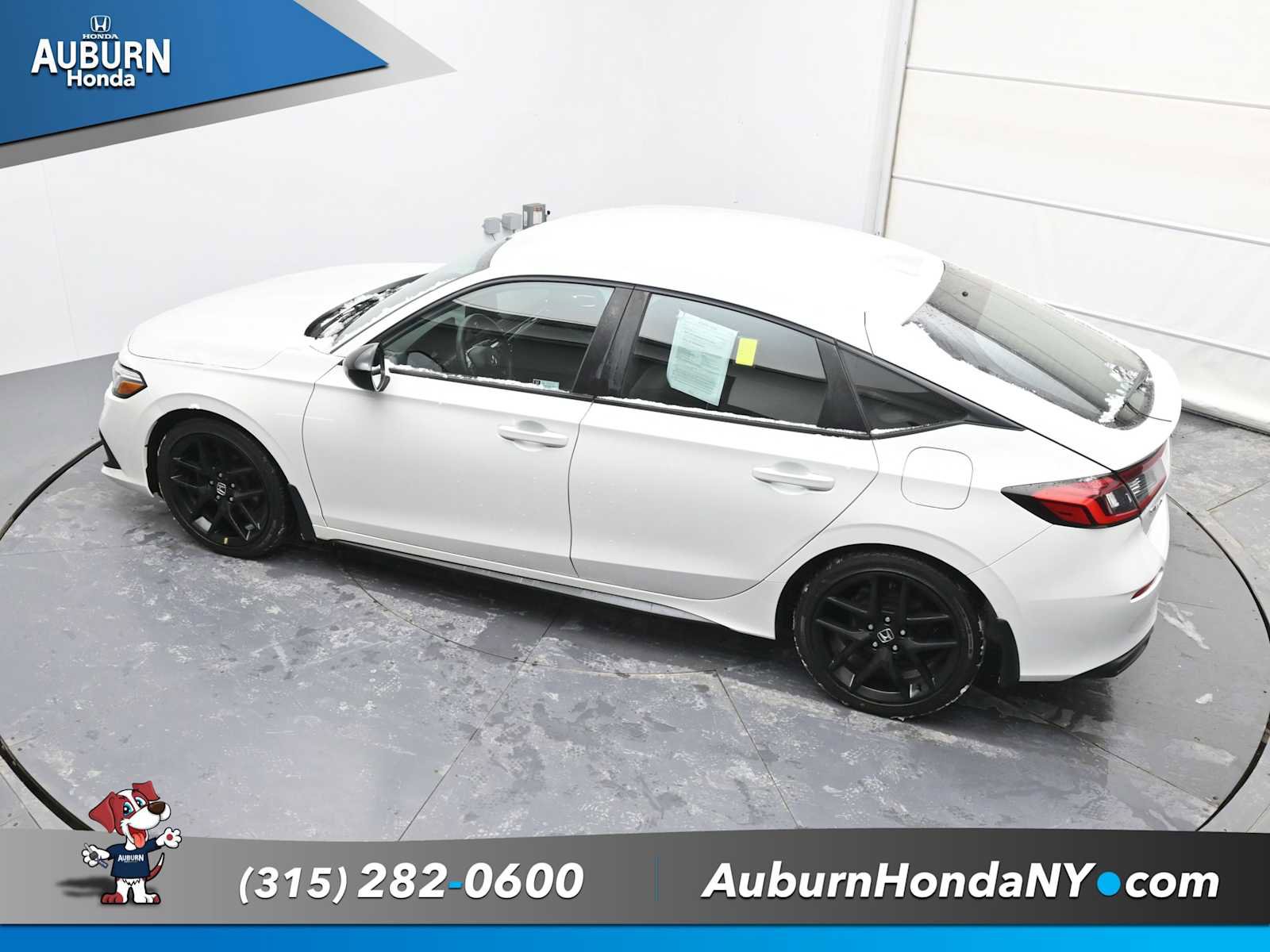 Used 2023 Honda Civic Sport image 26