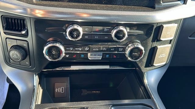 New 2026 Ford F150 Lariat w/ Equipment Group 501A Mid AWD/4WD image 24