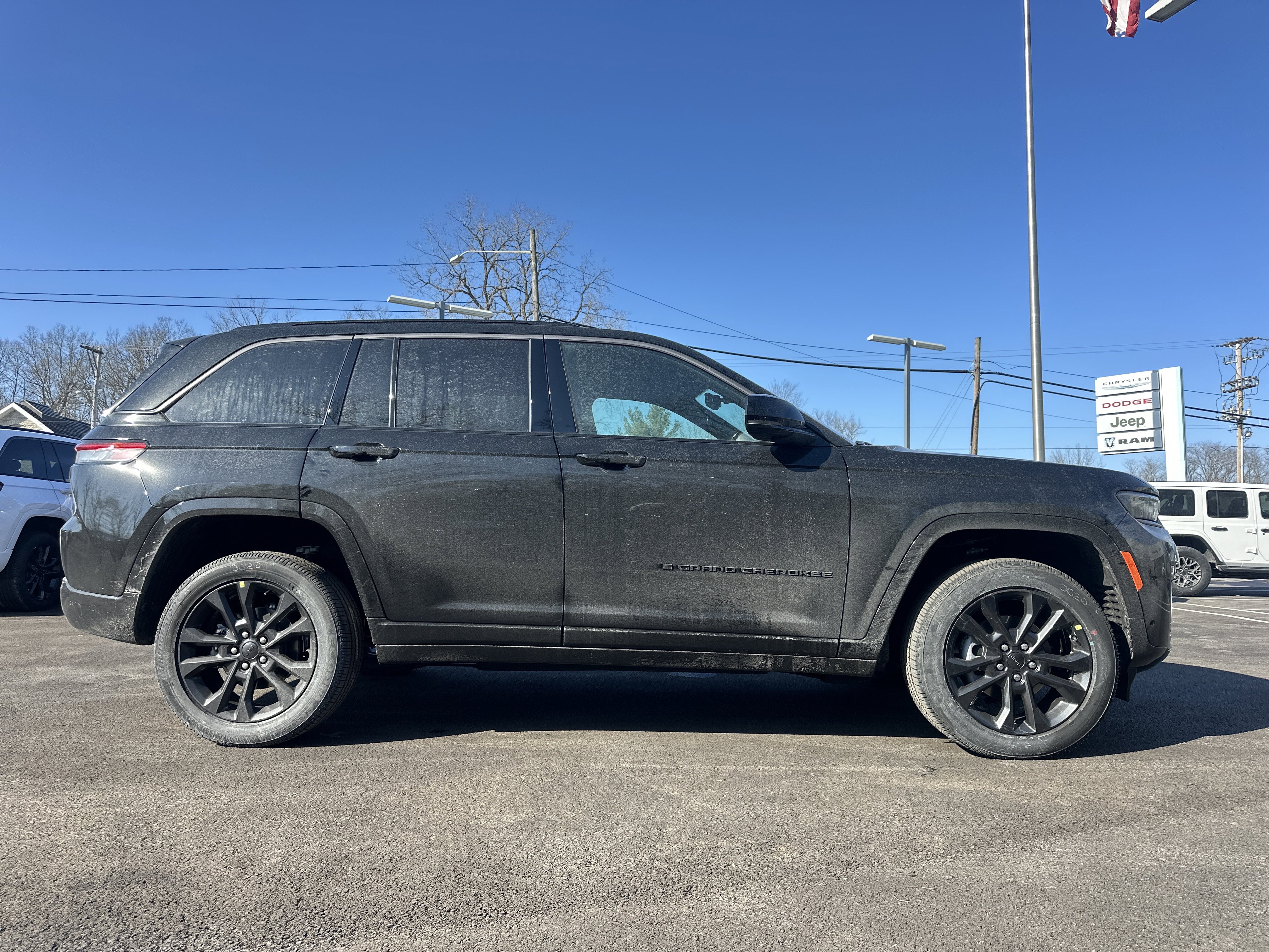 New 2026 Jeep Grand Cherokee Limited Reserve image 22