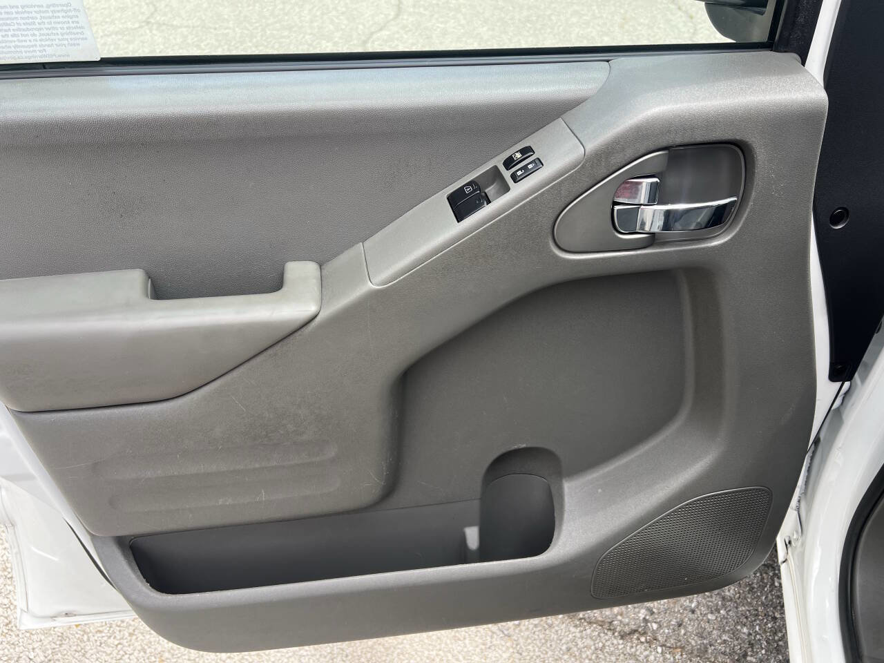 Used 2021 Nissan Frontier S w/ S Utility Package image 19