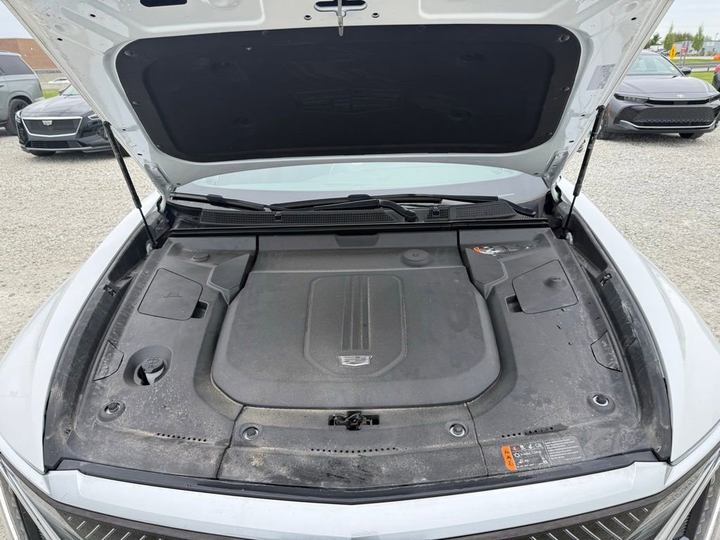 Certified 2024 Cadillac Lyriq Luxury w/ LPO, Floor Liner Package AWD/4WD image 18