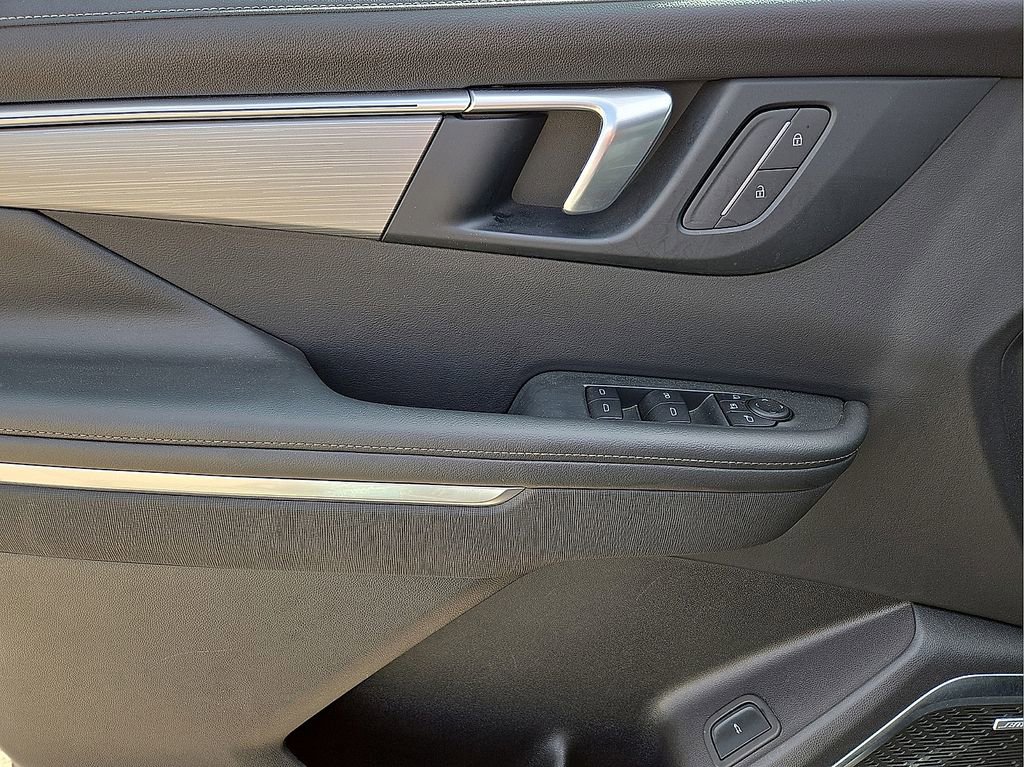 Used 2025 Buick Enclave Preferred image 20