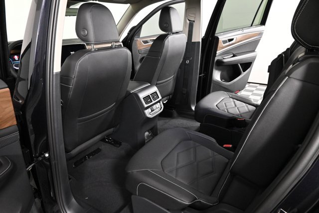 New 2026 Volkswagen Atlas SE image 16