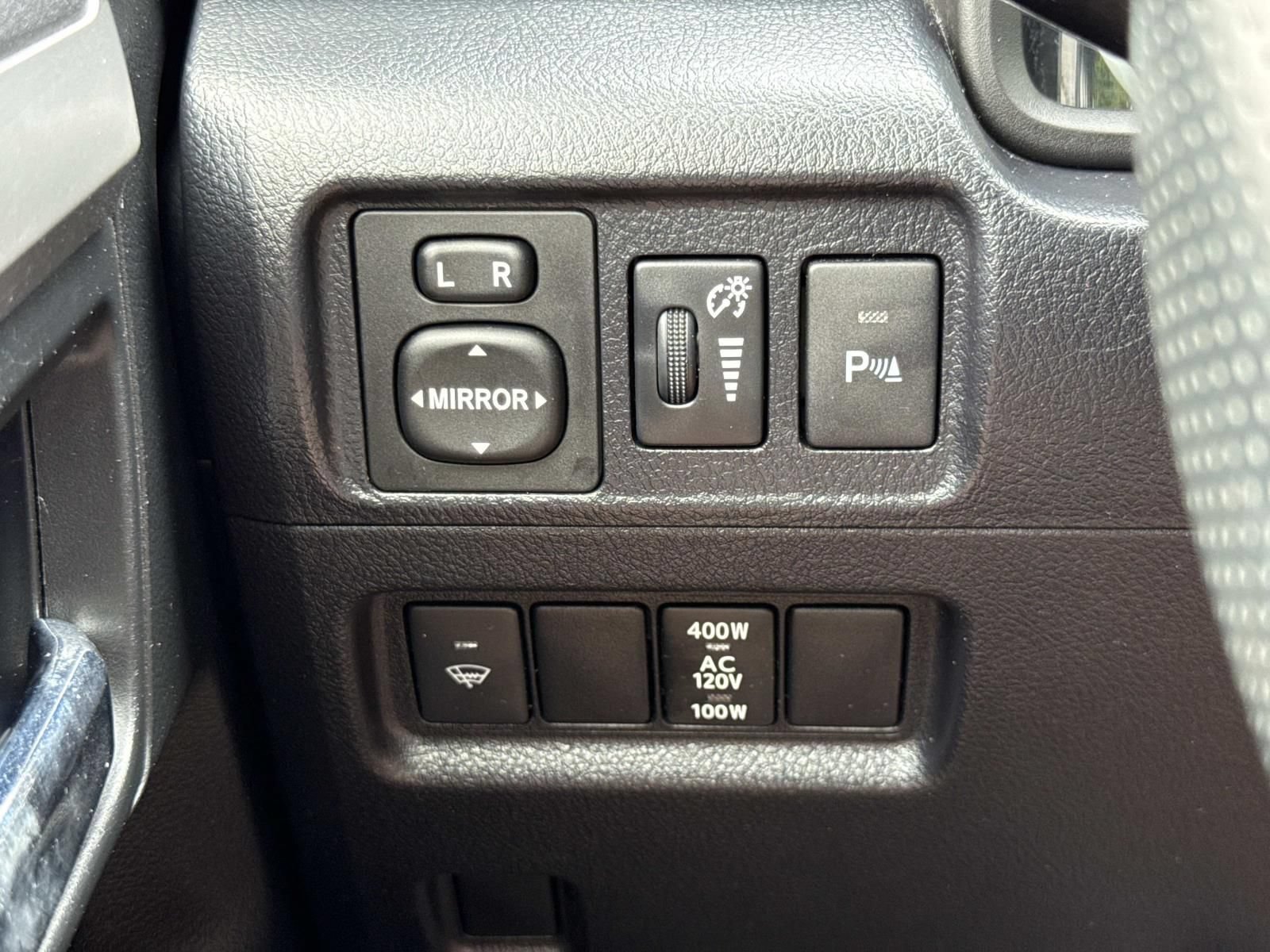 Used 2019 Toyota 4Runner Limited AWD/4WD image 19