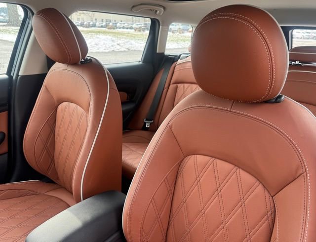 Used 2024 MINI Cooper Clubman S image 7