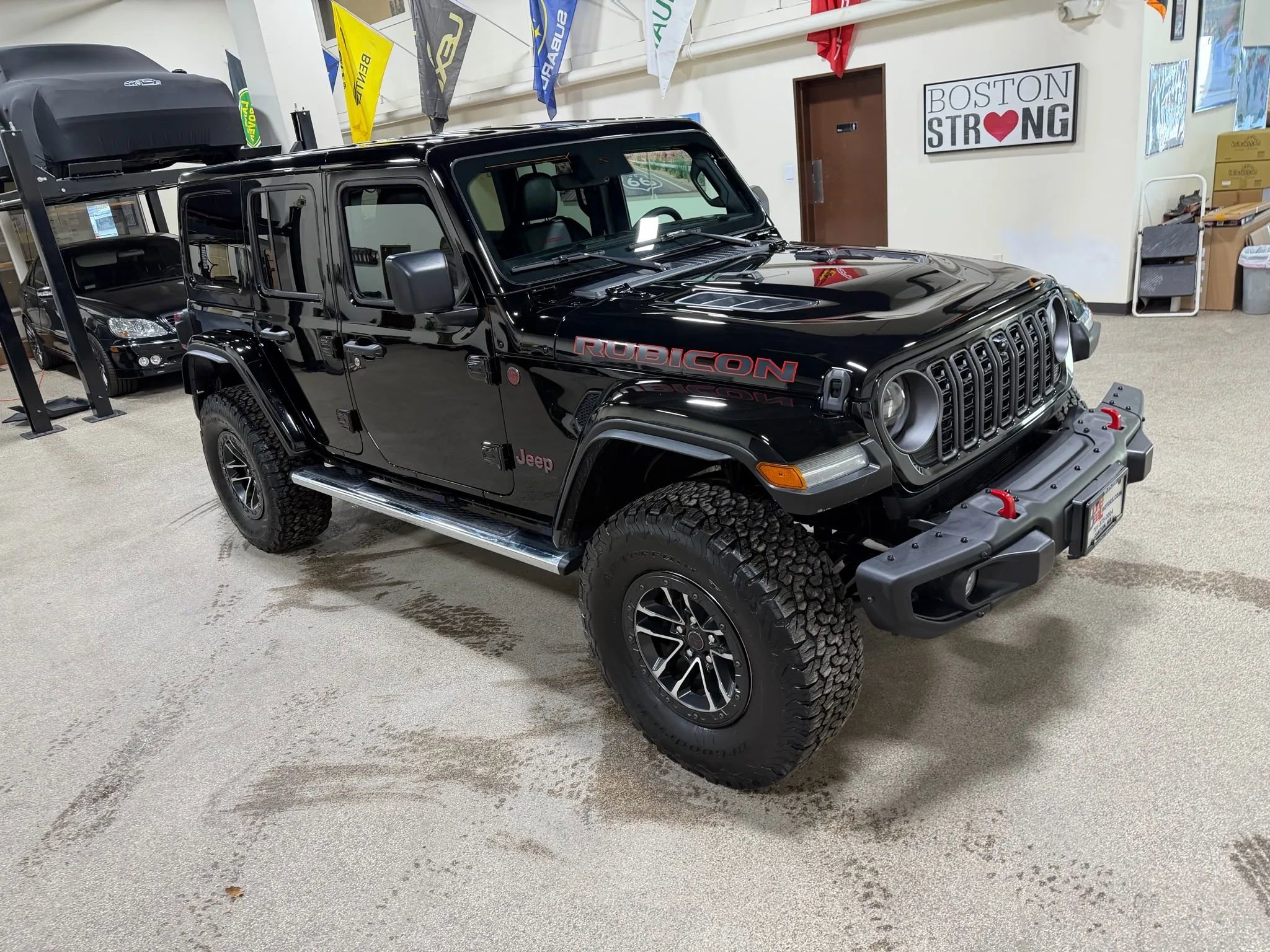 Used 2024 Jeep Wrangler Unlimited Rubicon image 14