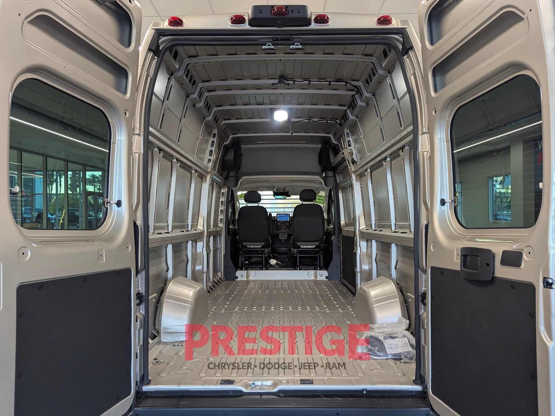 Used 2026 RAM ProMaster 3500 w/ Quick Order Package 22G SLT FWD image 13