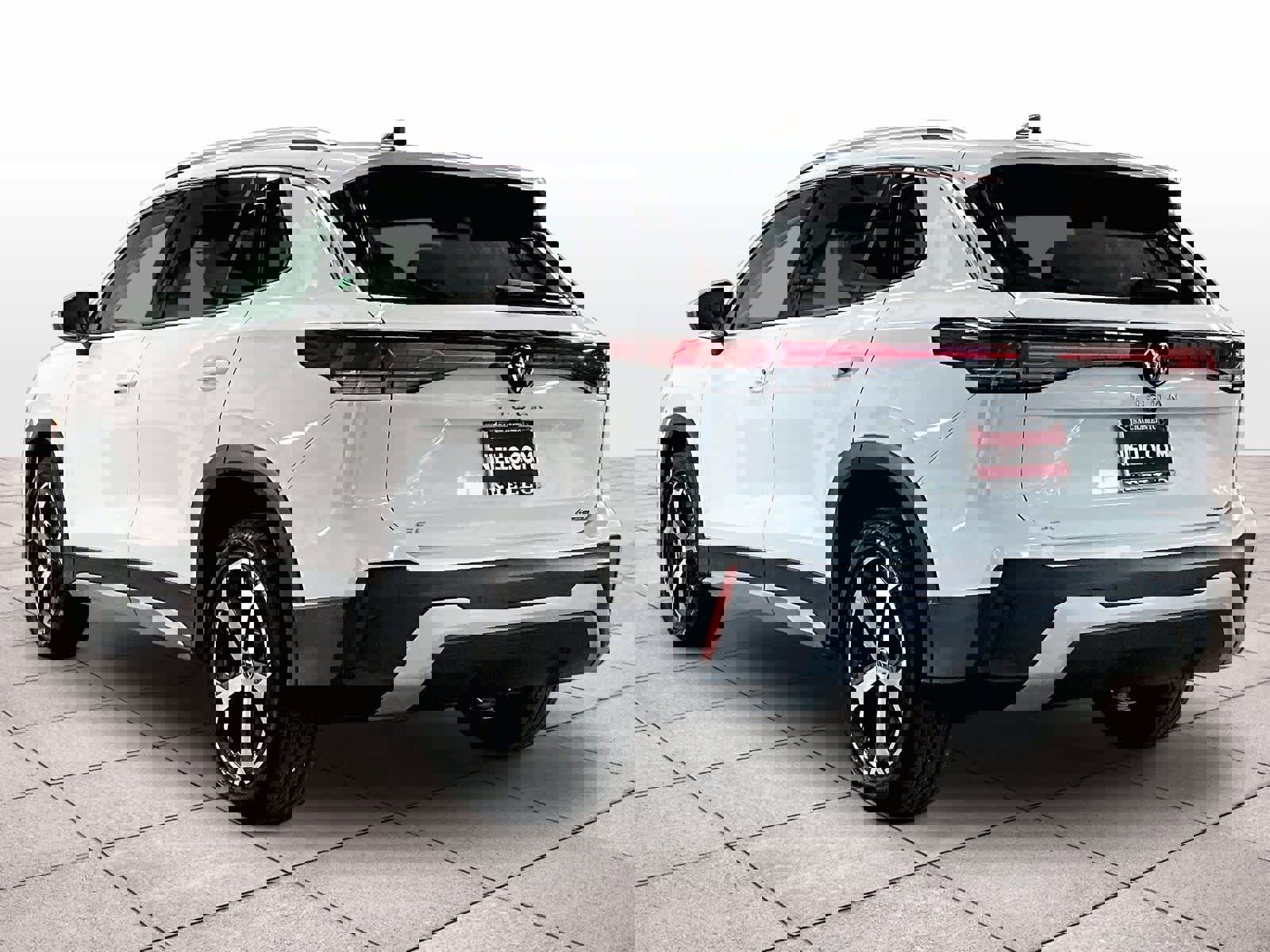 New 2026 Volkswagen Tiguan SE image 3