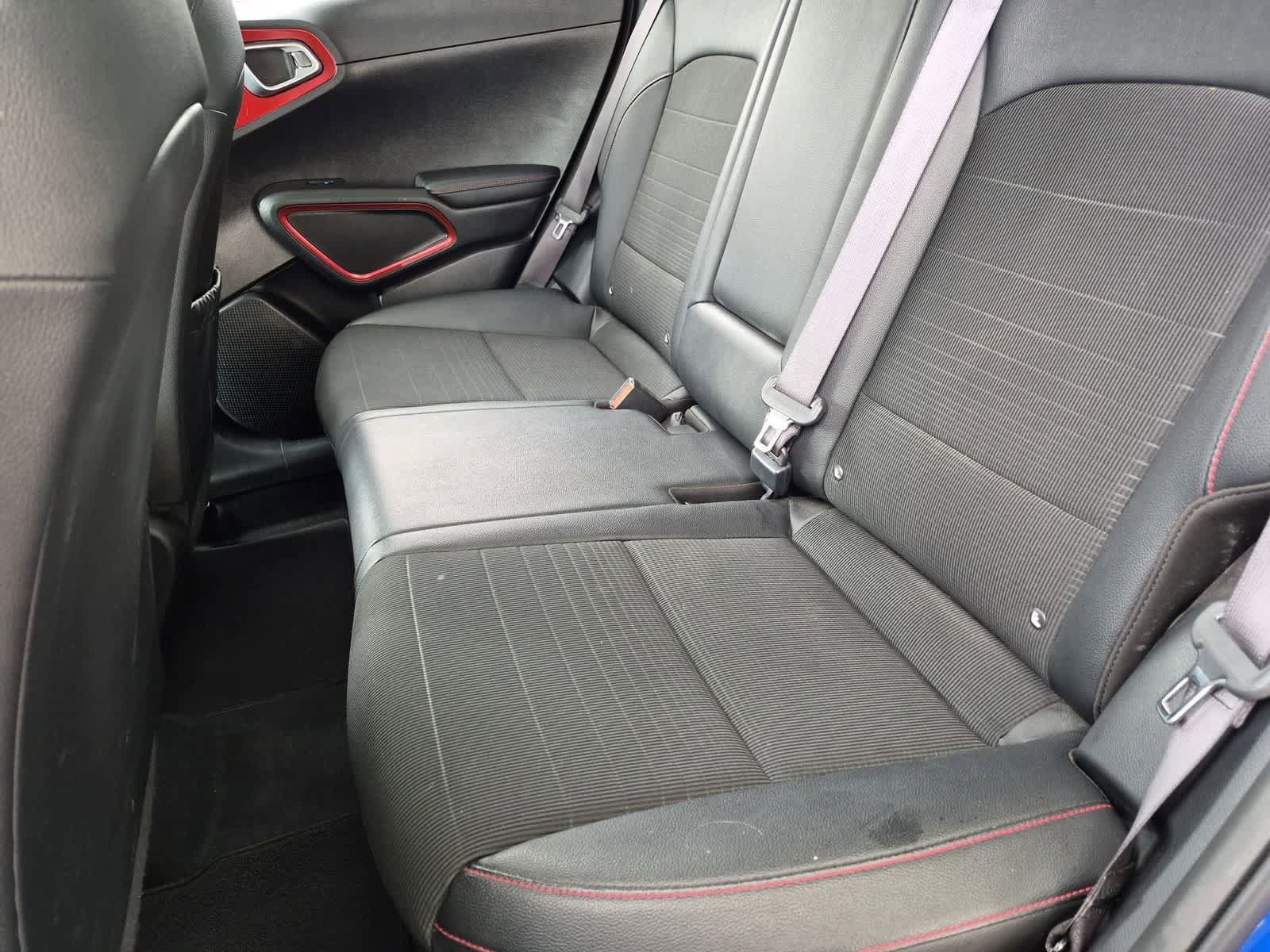 Used 2021 Kia Soul Turbo FWD image 19