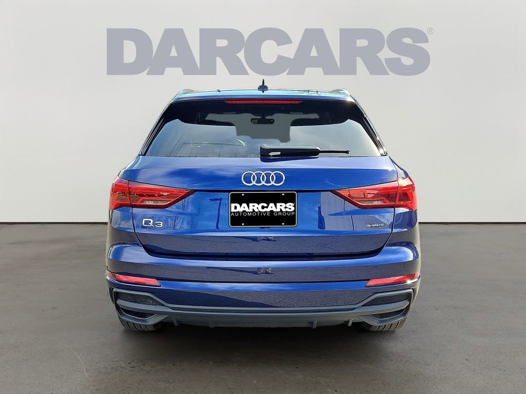Used 2024 Audi Q3 2.0T Premium w/ Convenience Package image 5