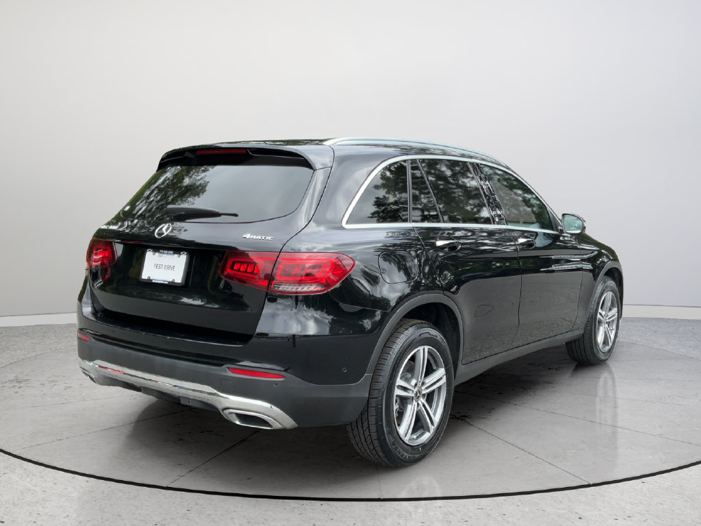 Used 2020 Mercedes-Benz GLC 300 4MATIC w/ Parking Assistance Package image 6