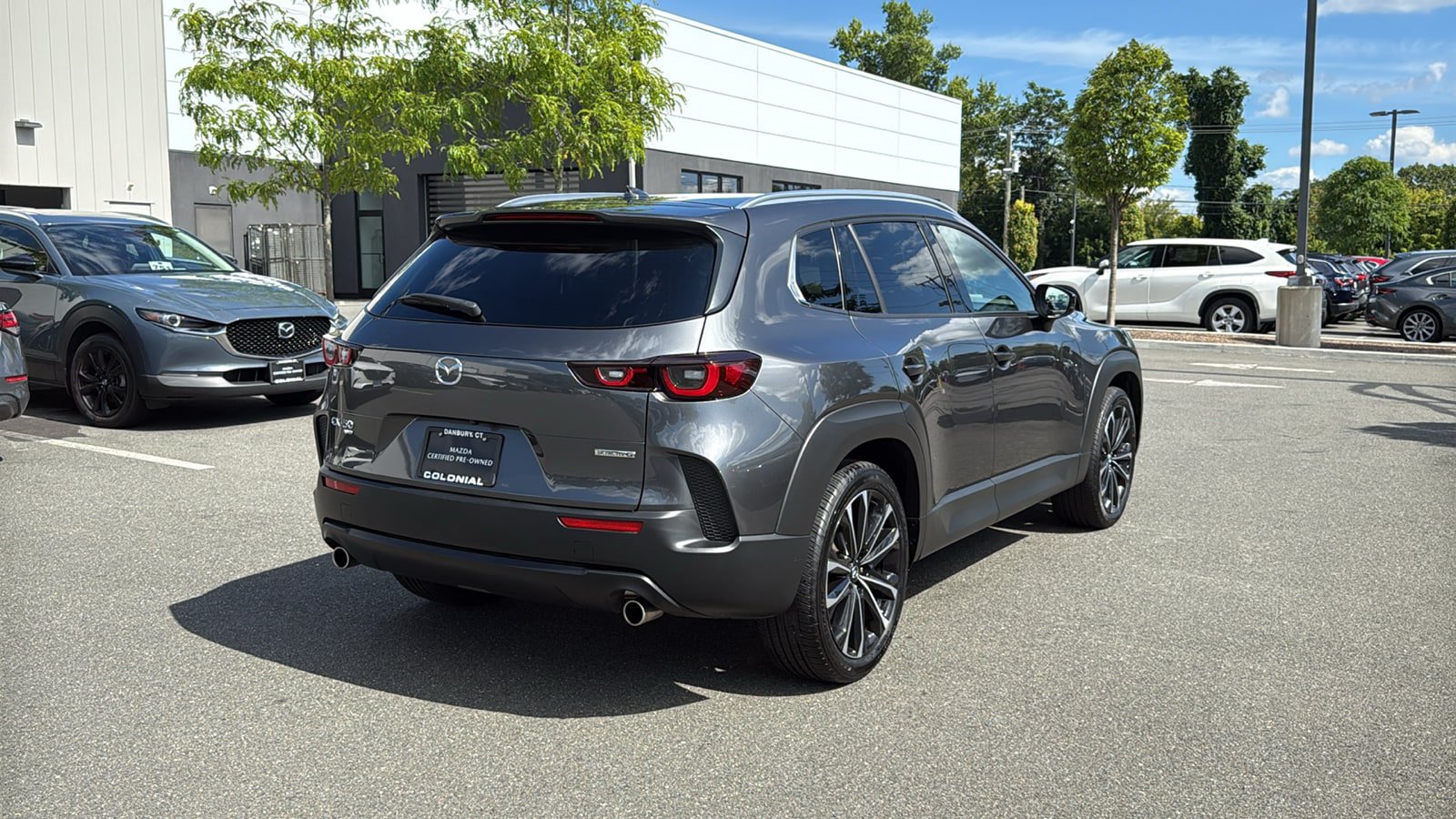 Used 2025 MAZDA CX-50 AWD 2.5 S w/ Premium Plus Pkg image 4