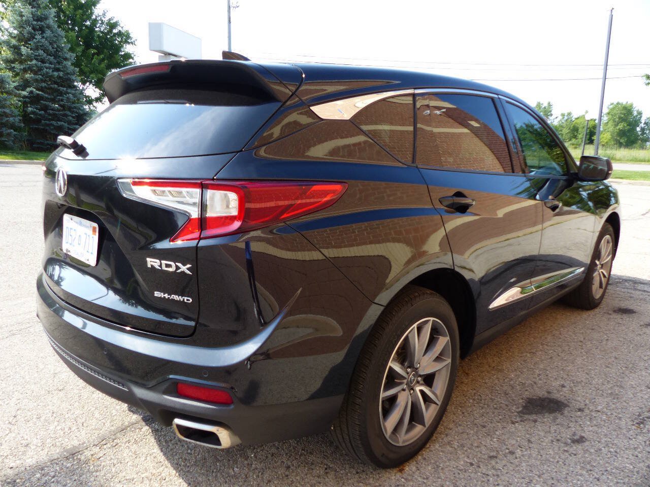 Used 2023 Acura RDX w/ Technology Package AWD/4WD image 12