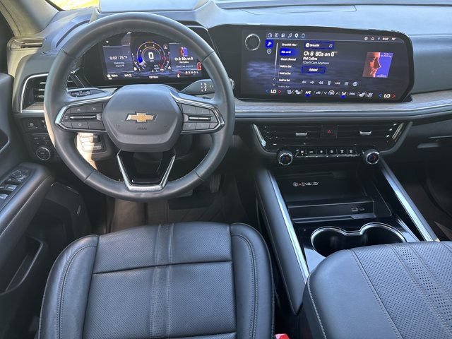Used 2025 Chevrolet Tahoe High Country AWD/4WD image 28