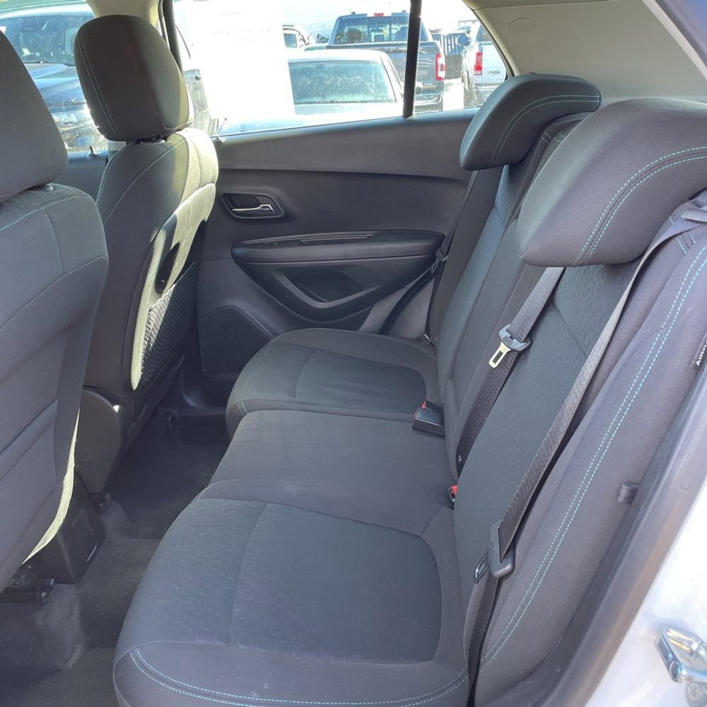 Used 2015 Chevrolet Trax LS image 11
