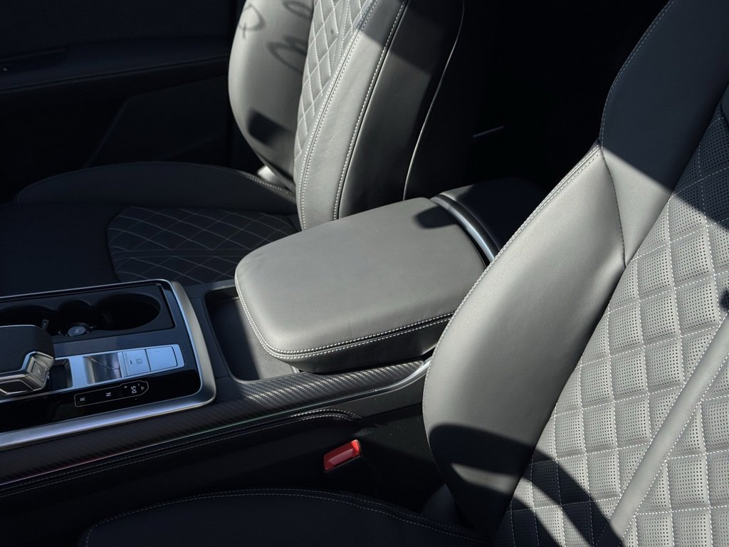 New 2026 Audi SQ8 Premium Plus image 24