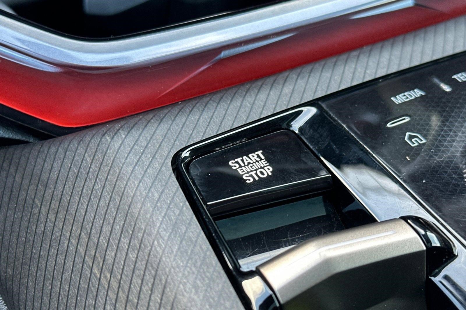 Used 2025 BMW X3 xDrive30i w/ Convenience Package image 21