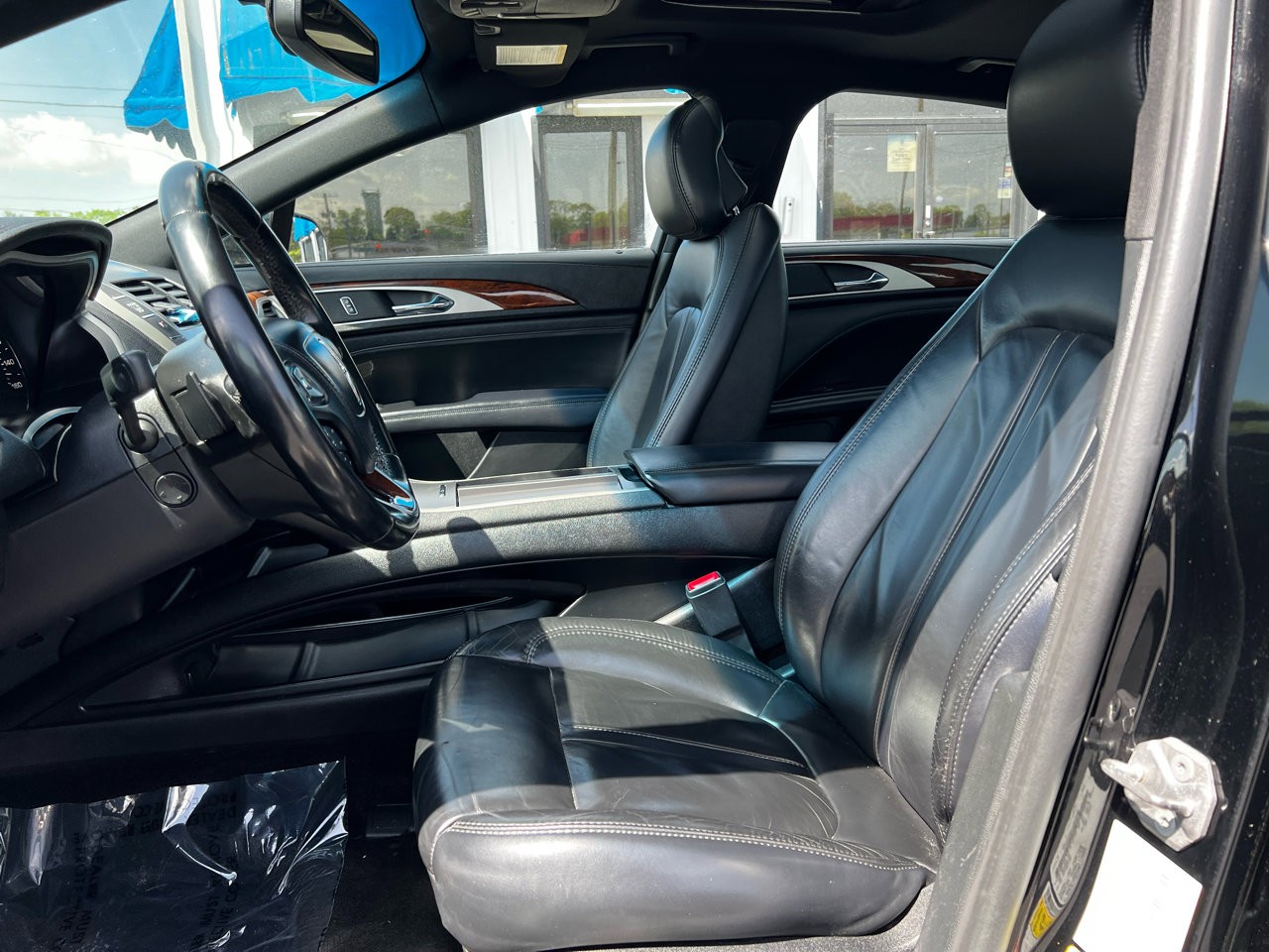 Used 2018 Lincoln MKZ Select w/ Select Plus Package AWD/4WD image 11