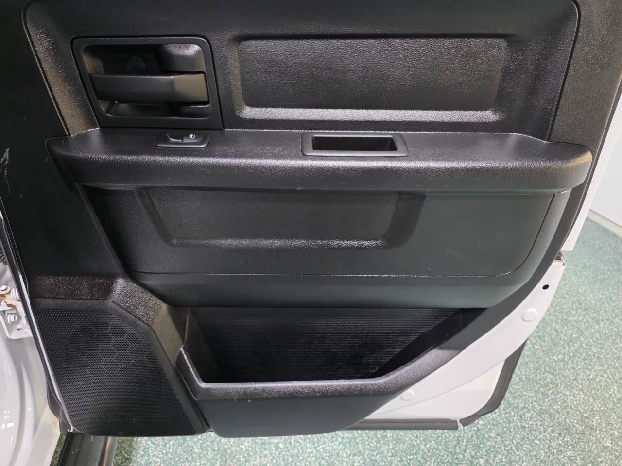 Used 2014 RAM 1500 Express image 23