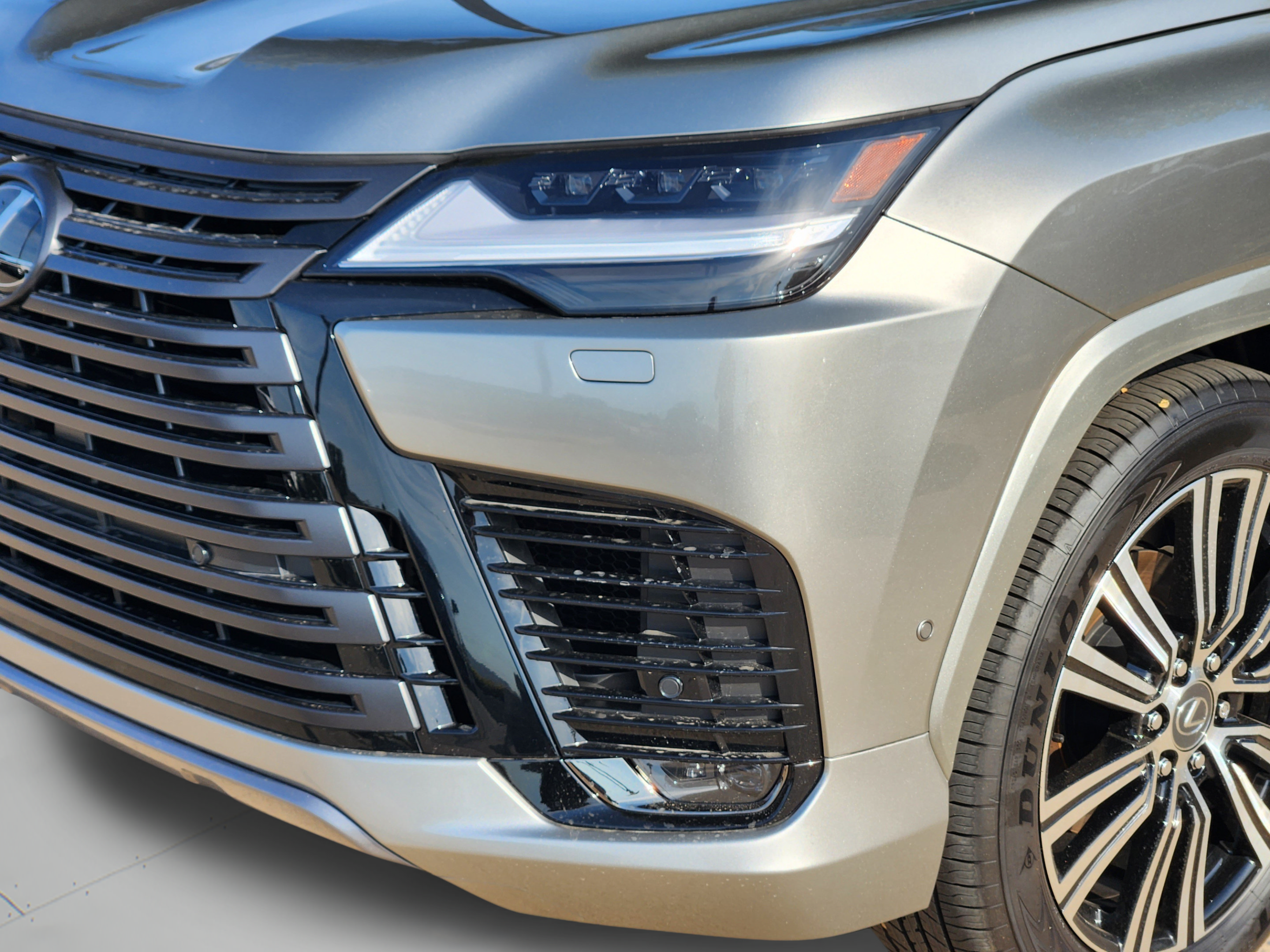 New 2026 Lexus LX 700h Luxury AWD/4WD image 27