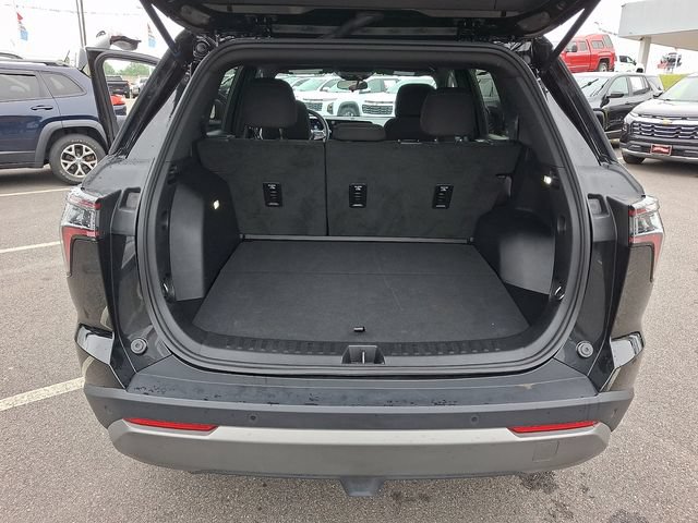 Used 2026 Chevrolet Equinox LT FWD image 29