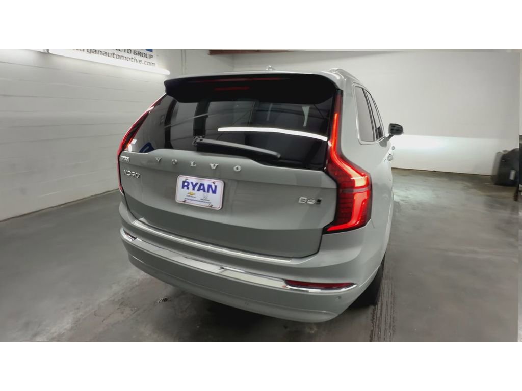 Used 2025 Volvo XC90 B6 Plus w/ Protection Package Premier image 8