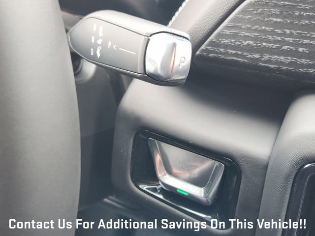 New 2026 GMC Yukon XL AT4 Ultimate w/ LPO, Floor Liner Package AWD/4WD image 17