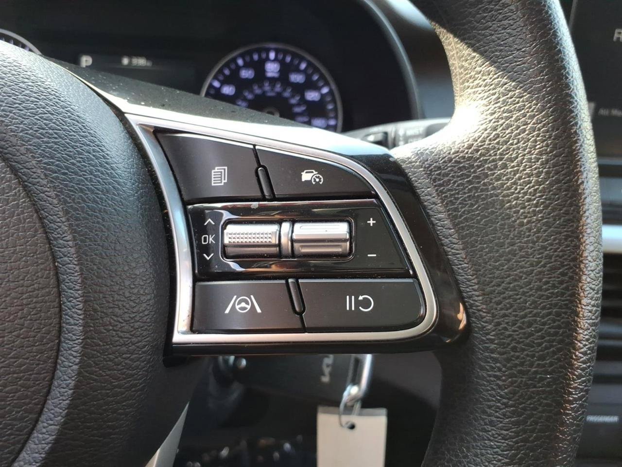 Used 2024 Kia Forte LXS FWD image 15