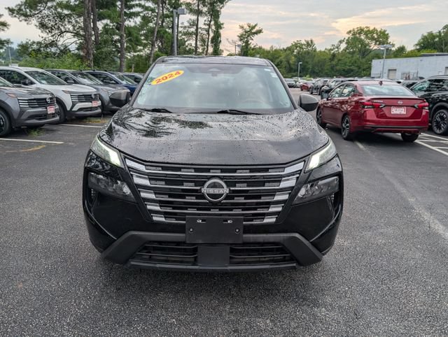 Used 2024 Nissan Rogue S FWD image 8