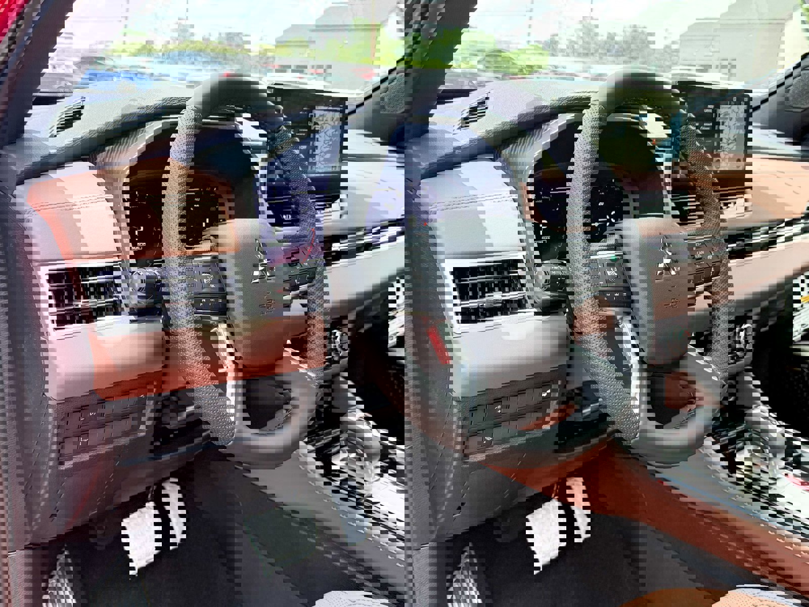 New 2025 Mitsubishi Outlander AWD image 3