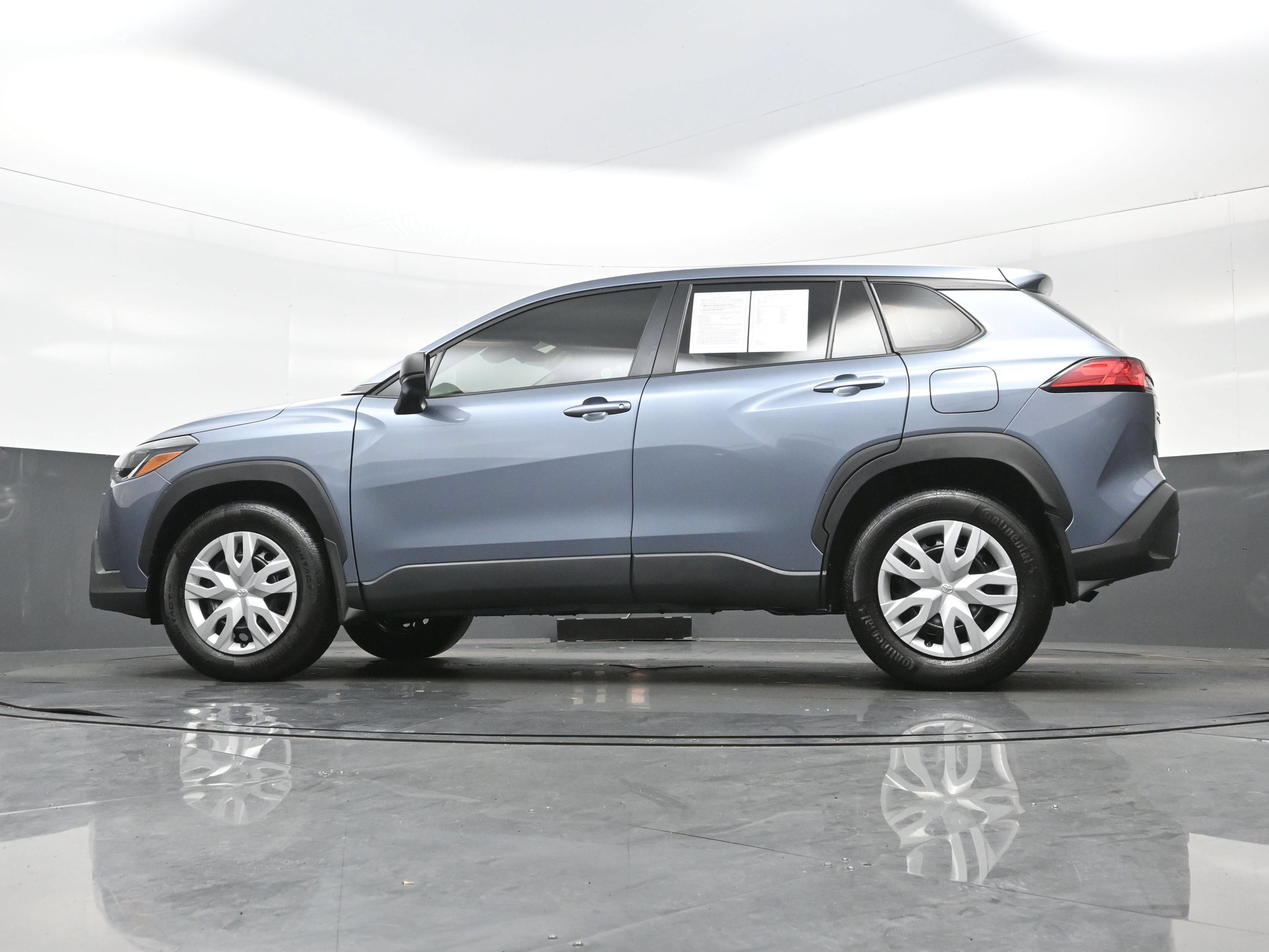 Used 2024 Toyota Corolla Cross L FWD image 26