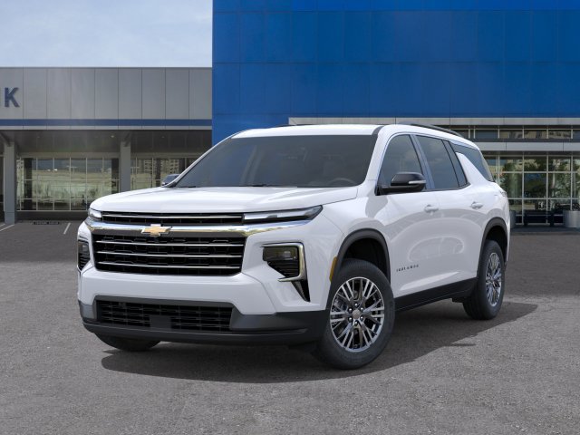 New 2027 Chevrolet Traverse LT w/ Driver Confidence Package FWD image 6