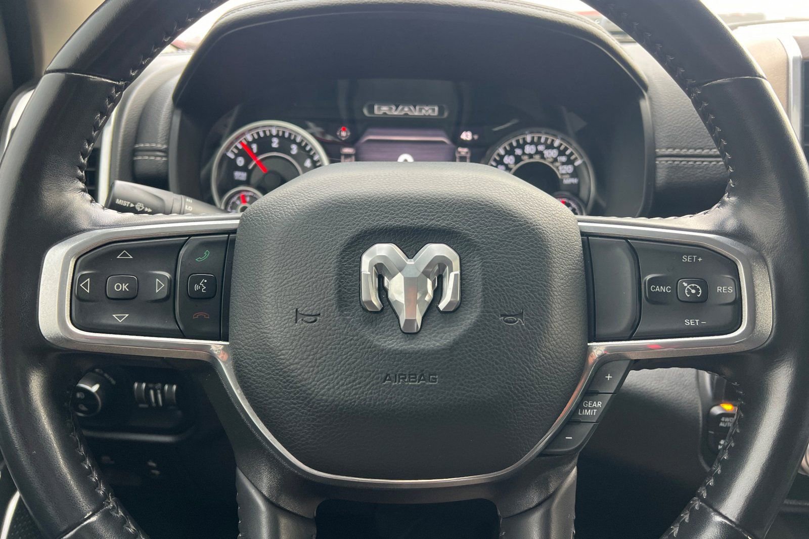 Used 2022 RAM 1500 Laramie image 31