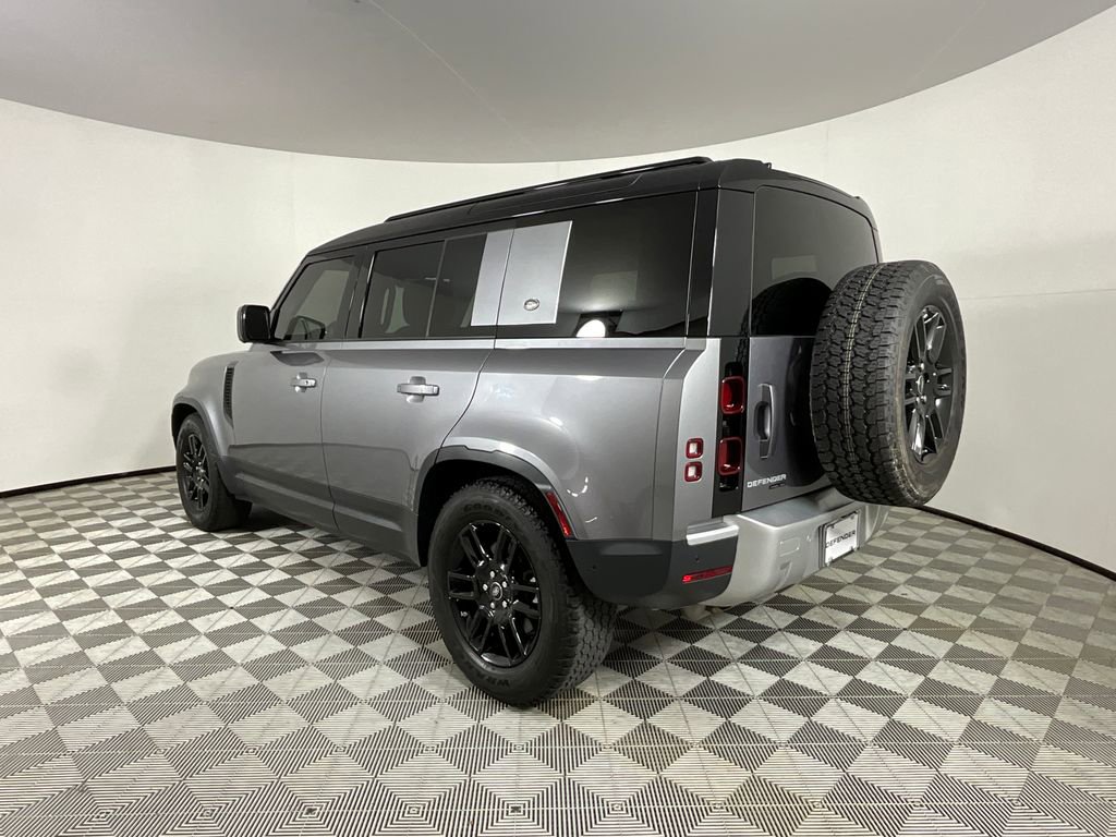 Used 2020 Land Rover Defender 110 HSE AWD/4WD image 3