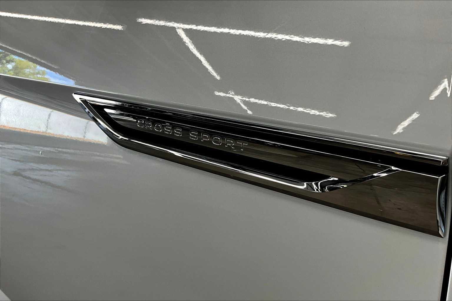 New 2026 Volkswagen Atlas Cross Sport SEL image 32