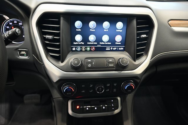 Used 2023 GMC Acadia SLE w/ Driver Convenience Package image 15