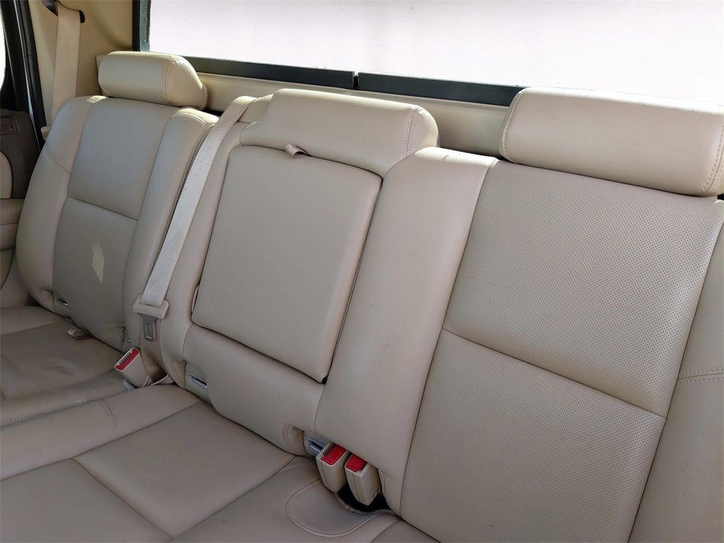 Used 2012 Chevrolet Avalanche LTZ image 13