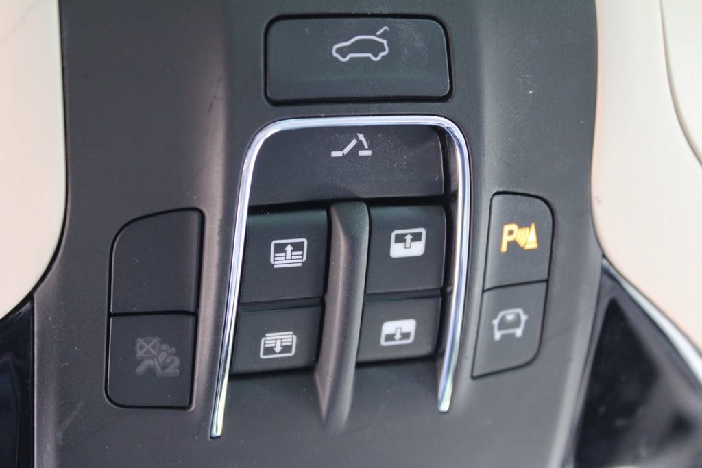 Used 2020 Maserati Levante S GranLusso image 31