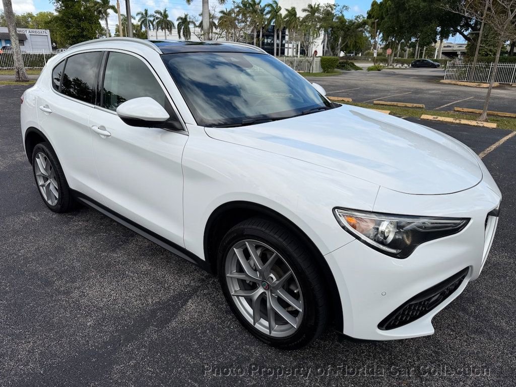 Used 2018 Alfa Romeo Stelvio Ti image 2