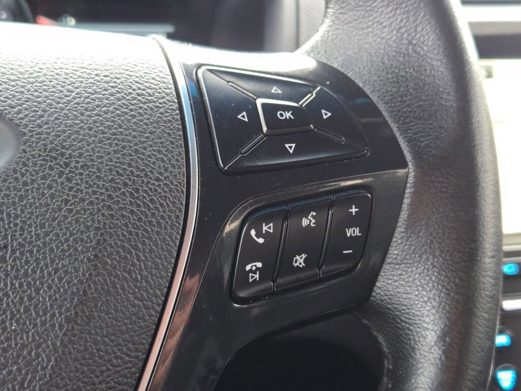 Used 2016 Ford Explorer Limited image 30