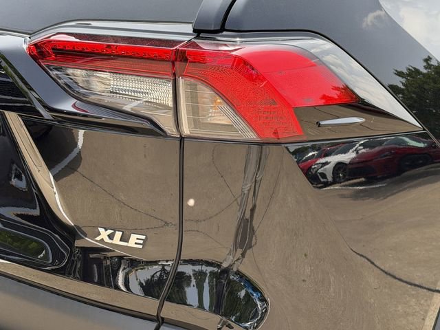 Certified 2022 Toyota RAV4 XLE w/ Convenience Package FWD image 6