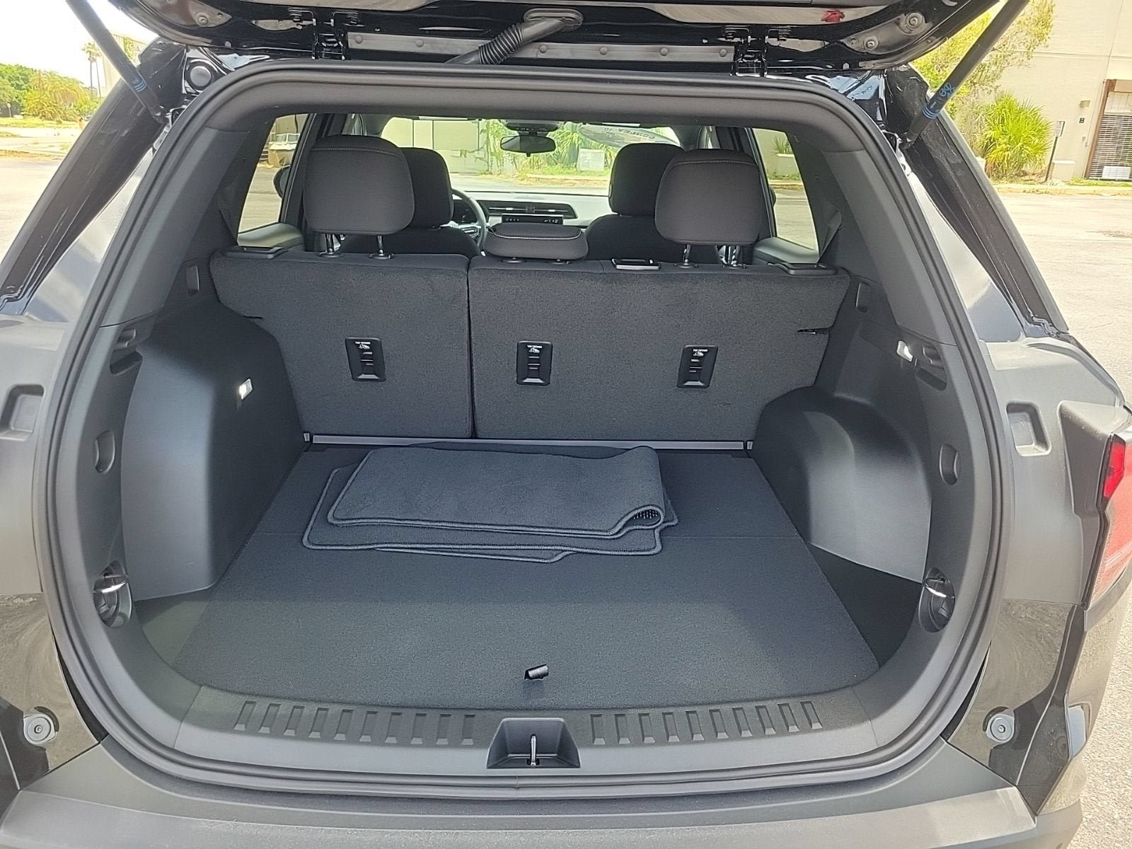 New 2026 GMC Terrain Elevation FWD image 7