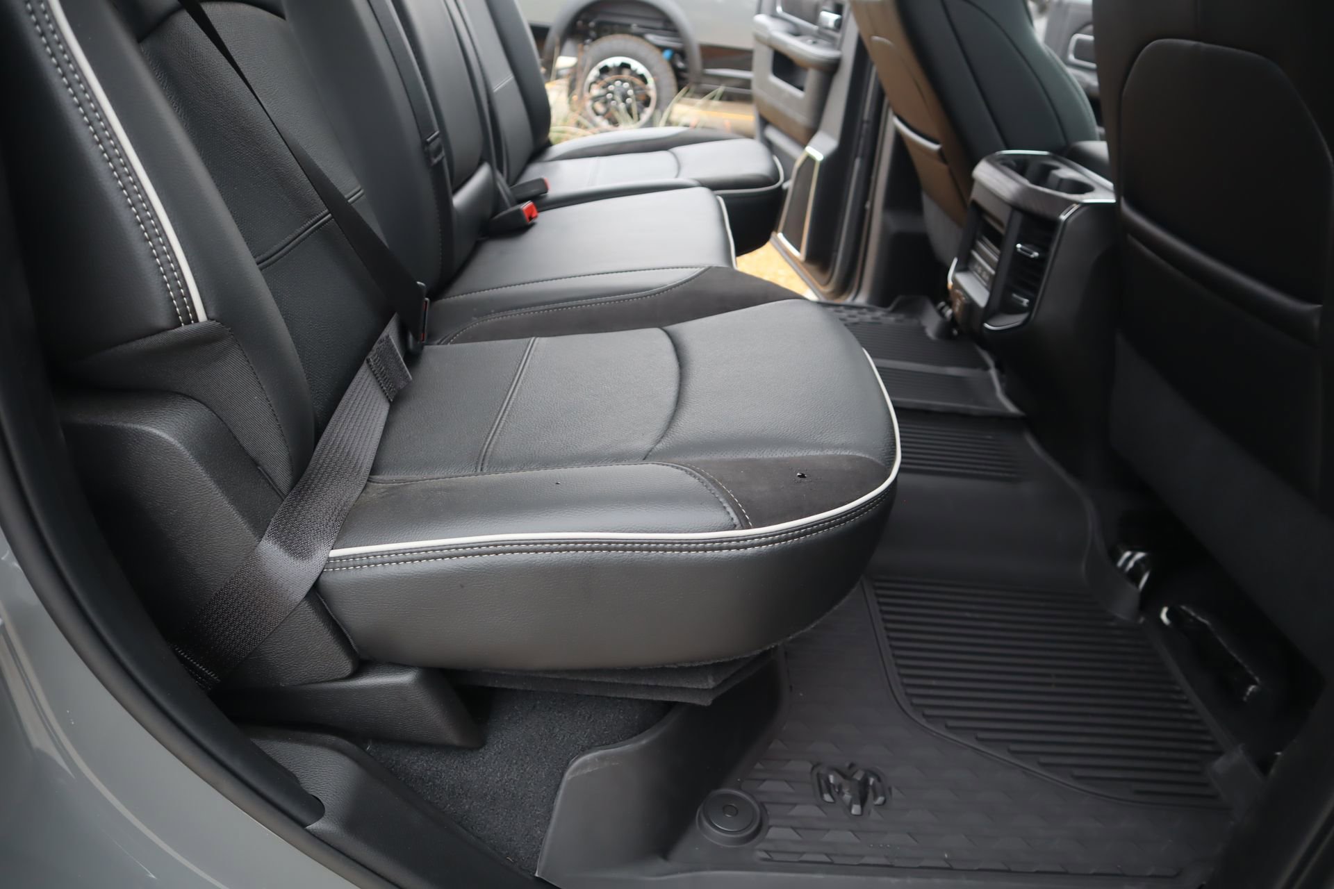 New 2026 RAM 3500 Laramie image 15